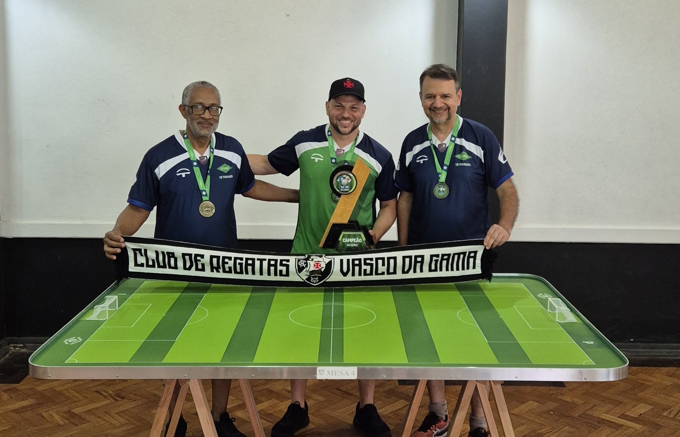 Read more about the article COM 3 VASCAÍNOS, SELEÇÃO DO RIO CONQUISTA O TRICAMPEONATO DO TORNEIO RIO-MINAS